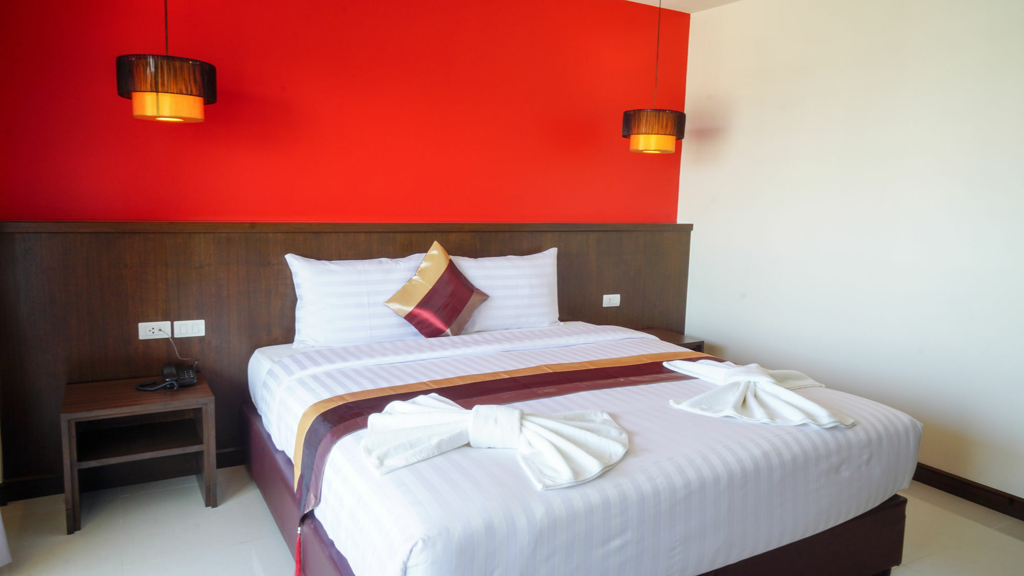 Visa Hotel Hua Hin - Sha Plus Экстерьер фото