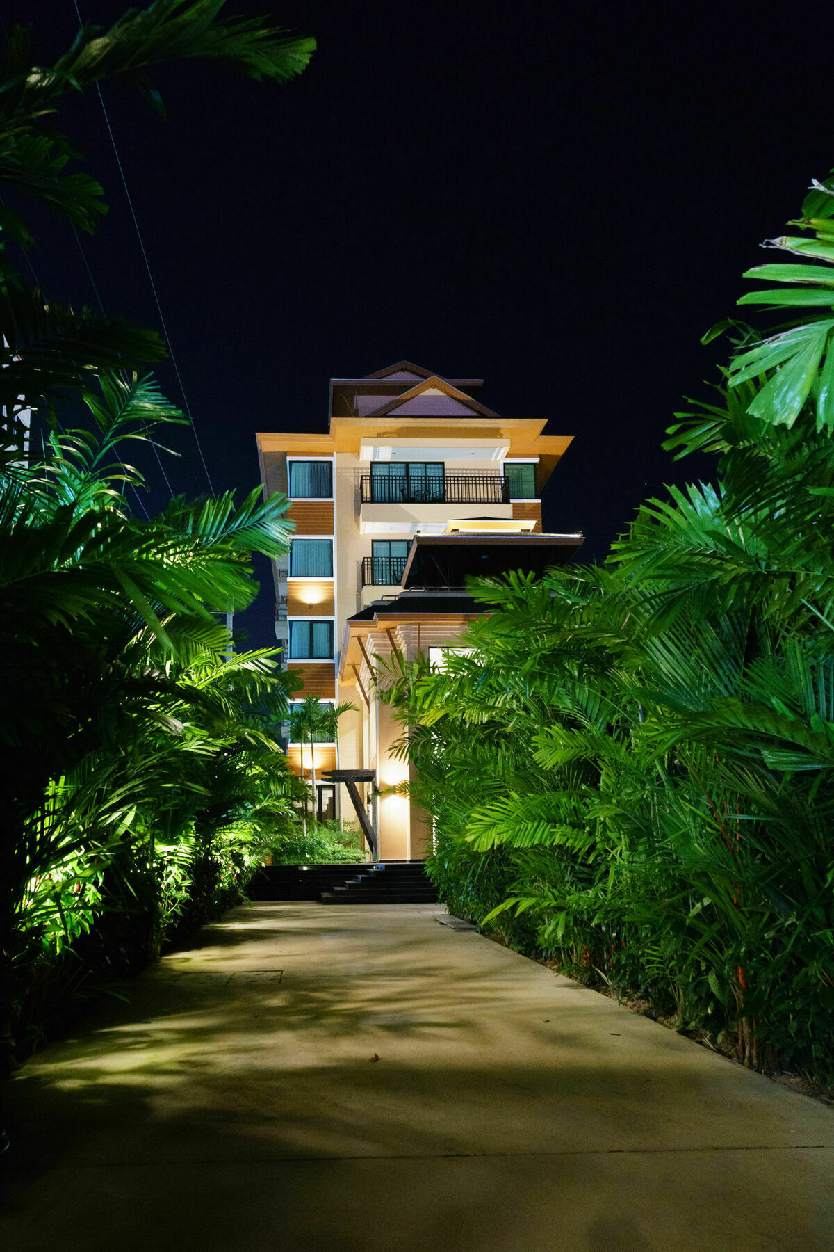 Visa Hotel Hua Hin - Sha Plus Экстерьер фото